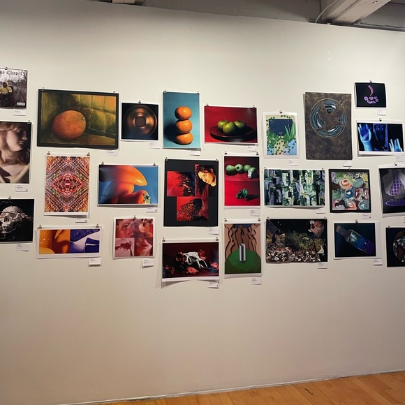 Meet your Posher, Emily - Picture 3 of 4